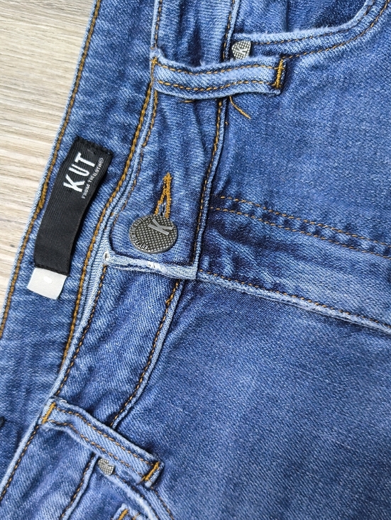 Kut from the Kloth Denim - sac304✂️High Rise Straight Leg w/26" Inseam KUT Woman's Jeans Size 8